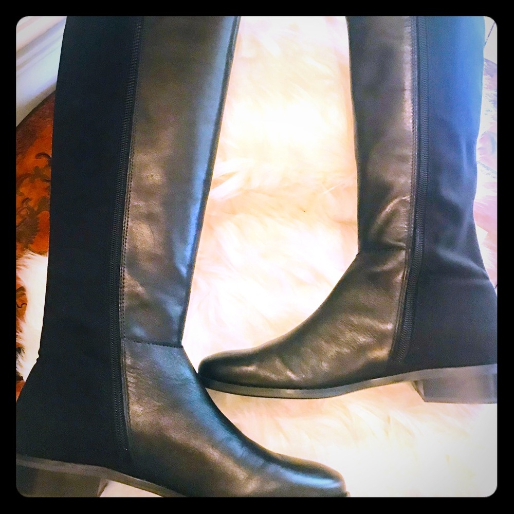 Tahari Knee high Boots size 7